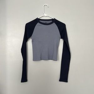 Brandy Melville Bella long sleeve top!